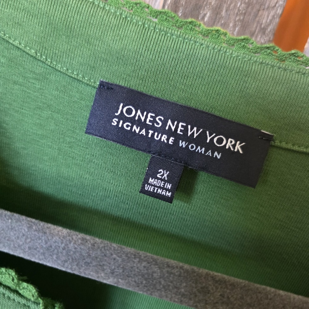 Jones New York Shirt Women's Size 2X Green Sleeveless Tank Top V-Neck Crochet - Picture 3 of 5